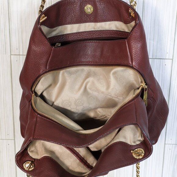 Michael Kors triple compartment deep burgundy leather multi-pocket/zip purse - Picture 8 of 16